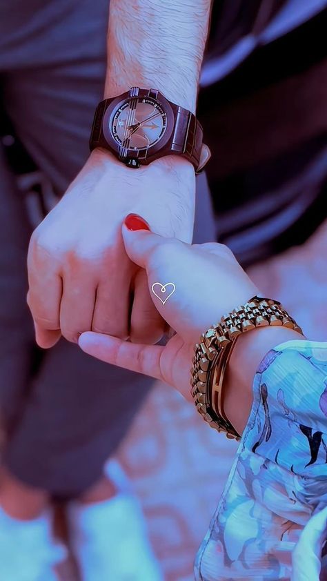 Muslim Couples Dp, Best Couple Pics, Couples Dp, Best Couple Pics For Dp, Love Couple Wallpaper, Cute Love Photos, Bff Hands Aesthetic, Cartoon Love Photo, Couple Hands