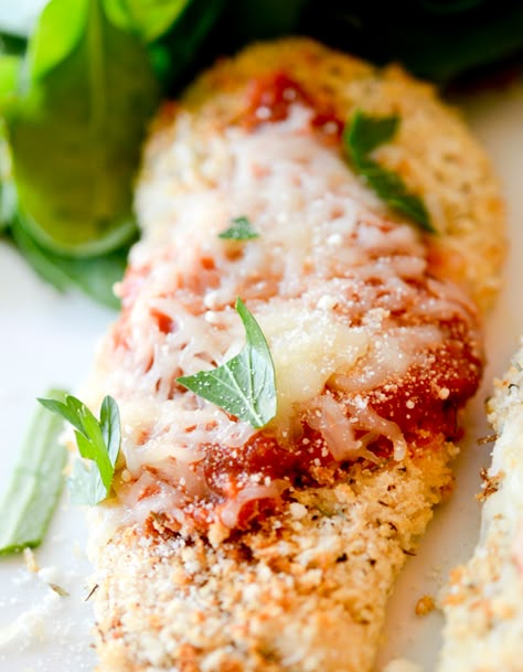 Weight Watchers Chicken Parmesan Recipe, Weight Watchers Chicken Parmesan, Chicken Parmesean, Baked Chicken Parm, Chicken Parm Recipes, Recipe Diaries, Low Calorie Baking, Chicken Parmesan Recipe Easy, Chicken Parmesan Recipe Baked