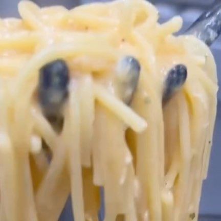 Lucas Brown on Instagram: "Crockpot Chicken Spaghetti is an easy week night dinner!🔥 Chicken Spaghetti Recipe 2 chicken breasts 1/2 tsp each of salt and pepper 1 tsp each of onion powder and paprika 2 cans of cream of chicken soup 1 10ozcan of Rotel 1 TBSP of minced garlic 2 cups of shredded cheese (I used Colby Jack) 1/4 cup of sour cream 1 lb of spaghetti Steps -add chicken breasts, seasonings, cream of chicken soup, and Rotel to a slow cooker and stir -cook on low for about 4-6 hours Italian Treats, Crockpot Chicken Spaghetti, Chicken Spaghetti Recipe, Luke Brown, Crock Pot Food, Chicken Spaghetti Recipes, Colby Jack, Spaghetti Recipe, Dinner Chicken