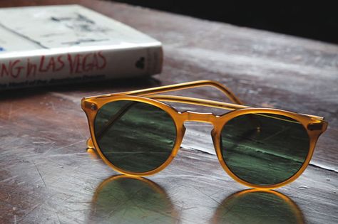 Eyewear Photography, Oliver Peoples Sunglasses, نظارات شمسية, Mens Formal Wear, Vintage Eyewear, Oliver Peoples, Mens Fashion Summer, Sunglasses Online, Only Fashion