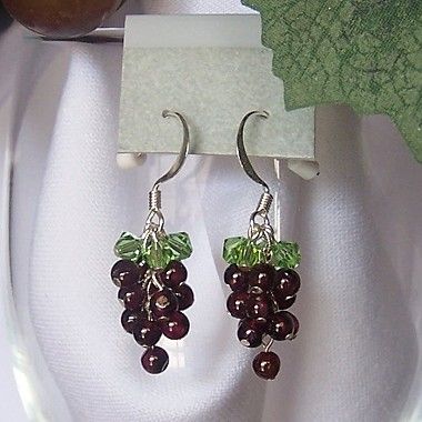 Daughter of Dionysus earrings Wine Jewelry, Grape Earrings, Eco Jewelry, Cocktail Jewelry, Wine Gift, Earrings Inspiration, Handmade Wire Jewelry, Jewelry Making Ideas, Beaded Jewelry Patterns