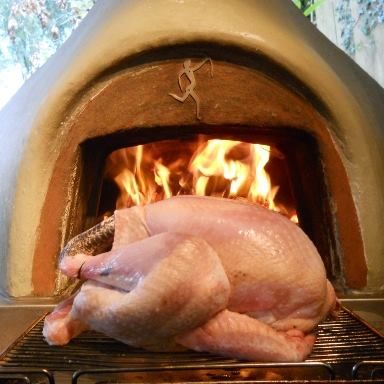 Pizza Oven Outdoor Plans, Pizza Oven Recipes Wood Fired, Oven Turkey, Wood Fired Oven Recipes, Diy Oven, Fire Recipes, Woodfired Pizza, Backyard Pizza Oven, Pizza Oven Recipes