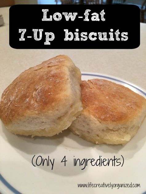 Here's my recipe for delicious yet low-fat 7-up biscuits. We Southerners LOVE… 7 Up Biscuits, 7up Biscuits, School Snacks For Kids, Biscuit Recipes, Biscuits Easy, Roll Recipes, 7 Up, Baking Mix, Low Sodium