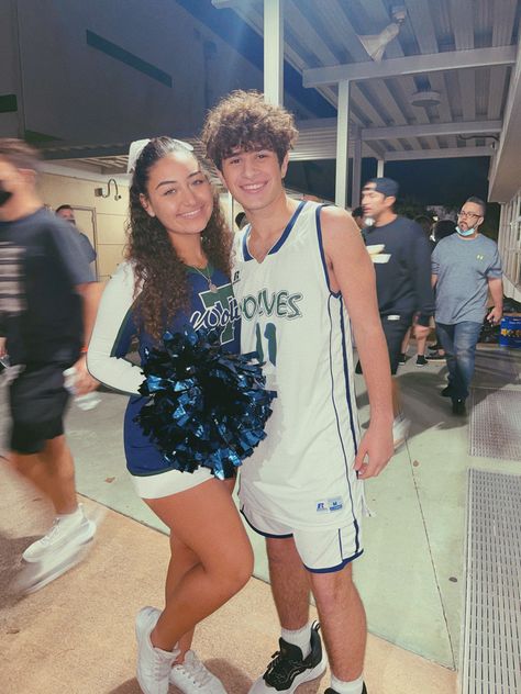 Basketball Cheer Couple, Basketball Bf Cheer Gf, Basketball Cheerleader Couple, Basketball And Softball Couples, Cheer And Basketball Couples Pictures, Cheer Gf And Football Bf, Cheerleader And Basketball Player Couple, Basketball Bf Aesthetic, Basketball And Cheerleader Couple