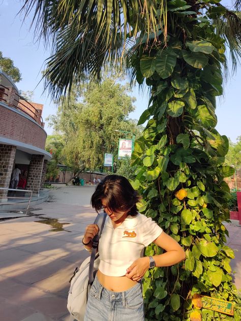 short hair, delhi university, wolfcut, stylish, beautiful Miranda House College Delhi, Delhi University Aesthetic, Miranda House, Future Collage, Delhi University, North Campus, Delhi Girls, Dream College, My Dream Life