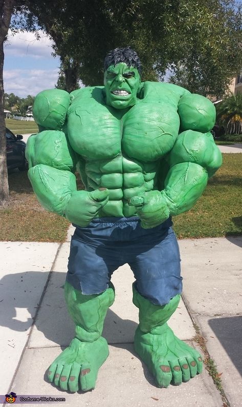 Trevor: Hello there!! My name is Trevor and I made an Incredible hulk costume from scratch! I started with a black lycra suit and added pieces of polyurethane foam with a... Diy Hulk Costume, Hulk Halloween Costume, Incredible Hulk Costume, Duck Halloween Costume, Cactus Costume, Hulk Costume, Costume Works, Holloween Costume