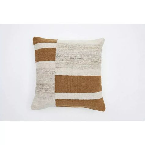 Stylish Throw Pillows For Your Couch Or Bed | HuffPost Life Atl Apartment, Modern Lodge, Neutral Throw Pillows, Weaving Inspiration, Garden Pillows, Wood Tones, Cabin Design, Metal Bed Frame, Mountain Cabin