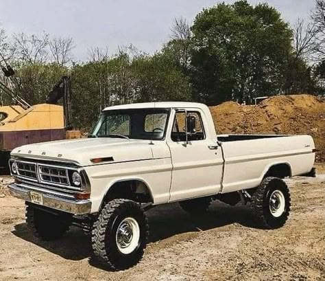 Old Ford Trucks Vintage, F250 Highboy, Ford Highboy, Old Ford Truck, Country Trucks, Trucks Lifted Diesel, Dream Trucks, Vintage Pickup Trucks, Old Ford Trucks