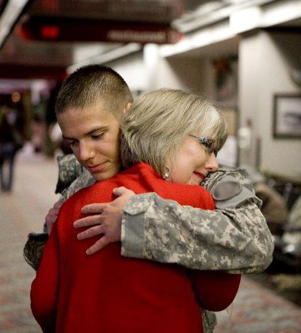 CARING INSIGHTS - PARENTS OF MILITARY PERSONNEL: Top things not to say to an Army mom whose son is deployed, Top things you should say. www.operationwearehere.com Army Parents, Air Force Mom, Marine Mom, Military Mom, Army National Guard, Navy Mom, Strong Mom, Army Strong, Army Mom