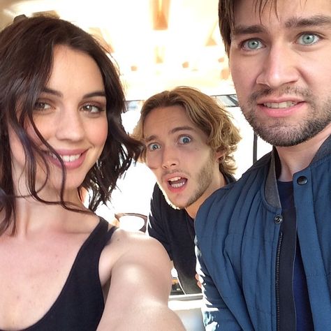 Bash And Mary, Reign Cast, Reign Mary And Francis, Torrance Coombs, Reign Tv Show, Marie Stuart, Reign Mary, Toby Regbo, Don Draper