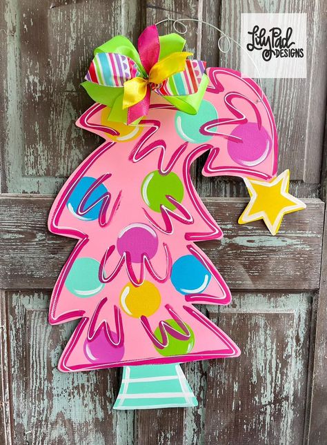 Wooden Ornament Door Hanger, Christmas Tree Door Hanger, Tree Door Hanger, Christmas Tree Door, Canvas Door Hanger, Grinch Trees, Christmas Window Painting, Tree Door, Wood Door Hanger