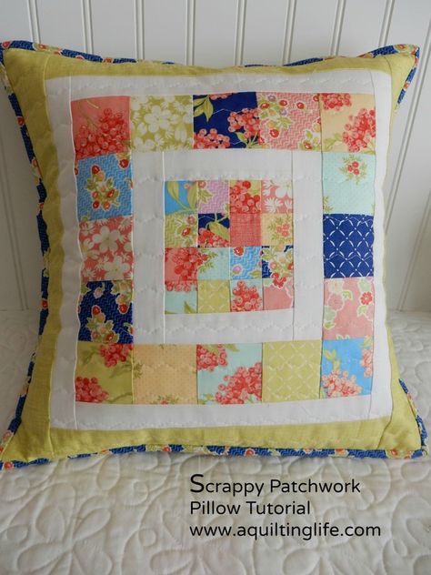 15 mini charm pack projects featured by top US quilting blog, A Quilting Life: mini charm pillow Charm Pack Projects, Patchwork Cushions, Patchwork Pillows, Scrappy Patchwork, Quilted Pillows, A Quilting Life, Cushion Ideas, Sewing Caddy, Quilted Projects