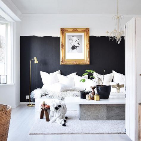 Half Painted Walls, Dreamy Living Room, Style Me Pretty Living, Design Del Prodotto, White Furniture, Living Room Makeover, A Living Room, Dream Decor, Black Walls