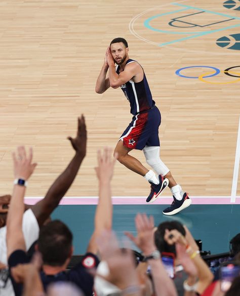 Stephen Curry Wallpaper, Team Usa Basketball, Olympic Basketball, Wardell Stephen Curry, Dreadlock Hairstyles For Men, Nba Art, Nba Wallpapers, Usa Basketball, Usa Olympics