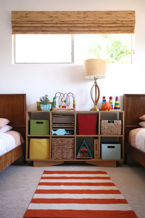 Mid Century Kids Bedroom, Mid Century Kids Room, Modern Toddler Room, Shared Boys Rooms, Ikea Playroom, Decor Bedroom Ideas, Children's Bedroom Ideas, Kids Shared Bedroom, Shared Kids Room