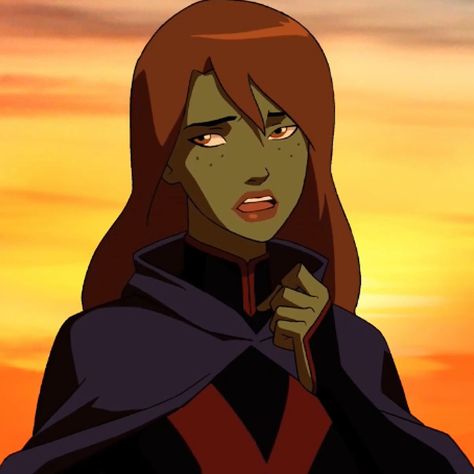 Miss Martian Young Justice, Young Justice Miss Martian, Young Justice Superboy, Young Justice Characters, Superboy And Miss Martian, Dc Young Justice, Justice League Characters, Young Justice League, Megan Young