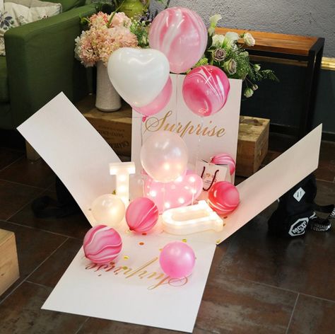 Best Gender Reveal Boxes - Ready Made Gender Reveal Box Gender Reveal Box Ideas, Bubble Transparent, Best Gender Reveal, Gender Reveal Box, Baby Gender Reveal Party Decorations, Idee Babyshower, Gender Reveal Gifts, Balloon Box, Surprise Box Gift