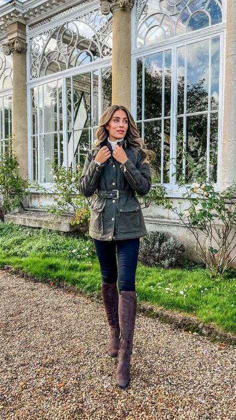 English Country Style Outfits, English Countryside Fashion, Winter Dresses For Women, English Country Fashion, Countryside Outfit, Lydia Millen, Countryside Fashion, British Country Style, Lydia Elise Millen