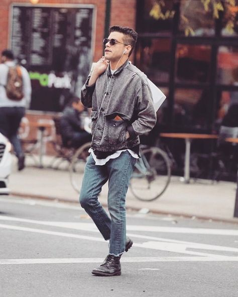 ✶❇✶ RAMI✶MALEK ✶❇✶ 💖💖 😘😍 💓💓 STREET STYLE P ✶❇✶ 💖💖 😘😍 💓💓 Rami Malik, Caroline Dhavernas, Girls Talk Boys, Rami Said Malek, Estilo Hipster, Rami Malek, Hugh Dancy, Mads Mikkelsen, Street Style Winter