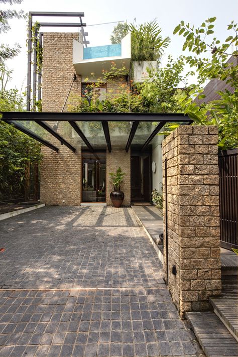 Gallery - Merryn Road 40ª / Aamer Architects - 33 Pergola Garage, Carport Modern, Modern Carport, Carport Garage, Backyard Canopy, Modern Entrance, Carport Designs, Garden Canopy, Pergola Design