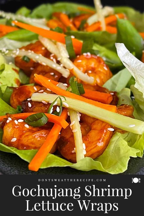 Discover the perfect blend of spicy gochujang shrimp and crisp veggies in these low-calorie lettuce wraps, ready in just 30 minutes. Perfect for a light, quick meal! Gochujang Shrimp, Shrimp Asian, Hot Dog Cakes, Gochujang Chicken, Shrimp Lettuce Wraps, Chicken Lettuce Wraps Recipe, Spicy Prawns, Lettuce Wrap Recipes, Grilled Seafood