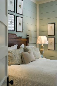 These colors are awesome!                                                                                                                                                                                 More Cottage Interior Design, Cottage Interior, Cottage Bedroom, Coastal Bedrooms, Beach House Interior, Cottage Interiors, Design Apartment, Trendy Bedroom, Southern Home