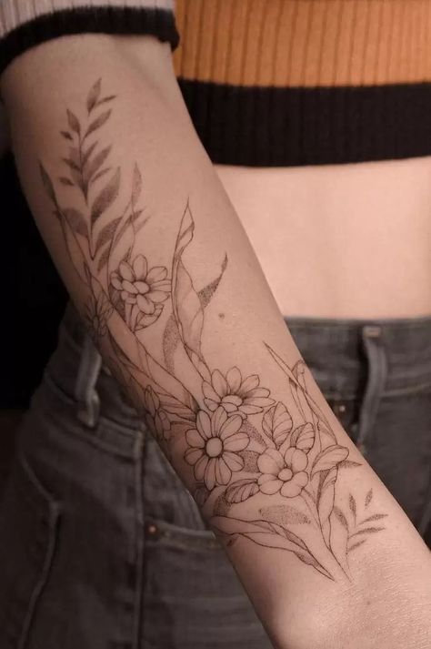 Mendala Tattoo, Flower Tattoos Meanings, Gratitude Tattoo, Lilac Tattoo, Leg Sleeve Tattoos, Leg Tattoo Ideas, Traditional Tattoo Flowers, Lavender Tattoo, Wildflower Tattoo