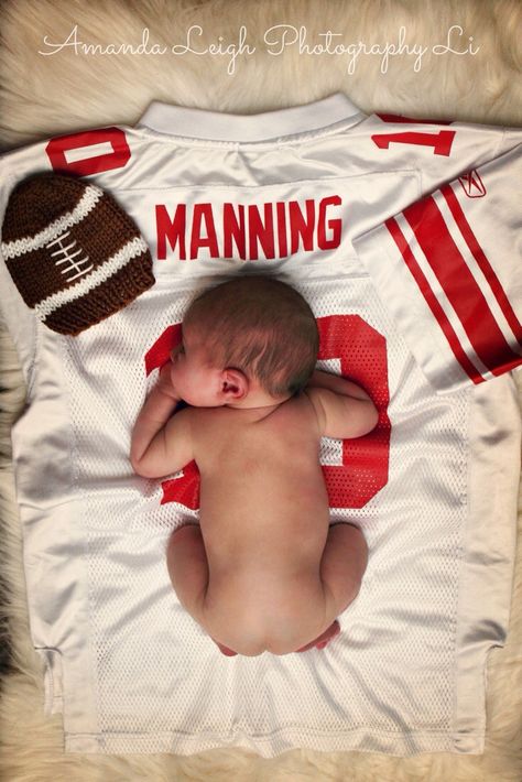 Newborn football themed photography Boy Photo Shoot, Foto Newborn, Newborn Photography Boy, Baby Fotografie, Baby Boy Photography, Baby Poses, Newborn Baby Photos, Newborn Poses, Baby Boy Photos