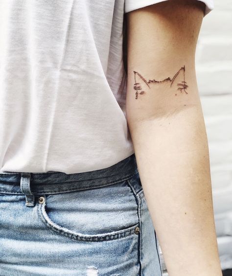 Cat Ears And Whiskers Tattoo, Cat Ears Tattoo Simple, Cat Ear Tattoo Simple, Cat Memorial Tattoo Minimalist, Tattoos To Remember Your Cat, Cat Tattoo Women, Tattoos For Your Cat, Cat Ear Outline Tattoo, Tattoos For Cats