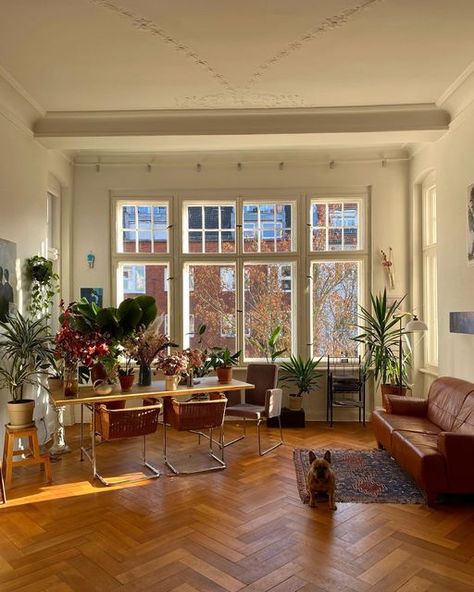 Berlin Apartment Living Room, Berlin Interior Design Apartments, Berlin Loft Apartment, Berlin Flat Interior, Amsterdam Flat Interior, Berlin Living Room, Berlin Apartment Aesthetic, Berlin Style Interior, Amsterdam Apartment Interiors