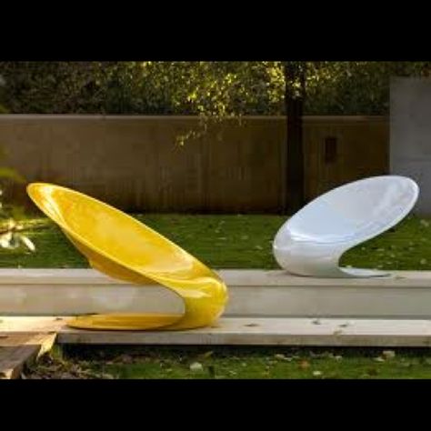 Kursi Outdoor, Garden Armchair, Yellow Chairs, Contemporary Outdoor Furniture, Modern Outdoor Chairs, Outdoor Furniture Chairs, Innovative Furniture, Karim Rashid, Futuristic Furniture