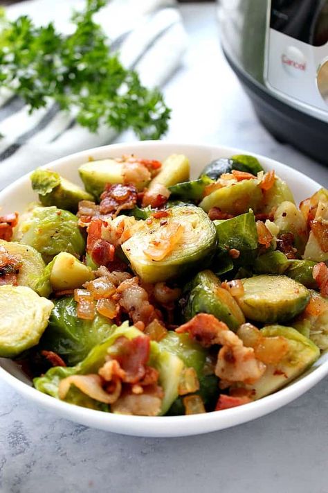 Instant Pot Bacon Brussels Sprouts Recipe - Crunchy Creamy Sweet Instant Pot Brussel Sprouts, Instant Pot Bacon, Bacon Brussels Sprouts, Brussels Sprouts With Bacon, Cream Of Asparagus Soup, Sprouts Recipe, Vegetable Tray, Festive Food, Meat Dinners