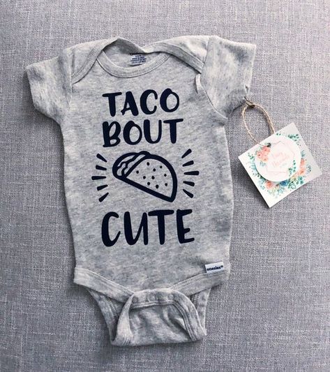 Cricut Baby, Funny Baby Onesies, Boy Onesie, Baby Boy Onesies, Baby Diy, Girl Onesies, Trendy Baby