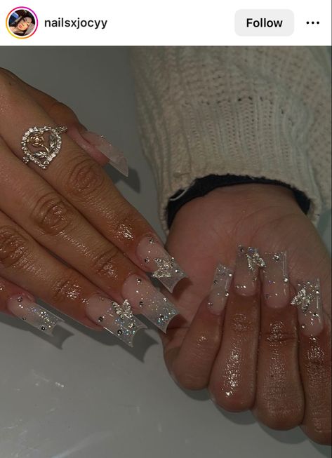 Quince Nails Silver, Silver Nails Inspo Prom, Prom Nails Silver Glittery, Glitter Base Nails, Nail Inspo For Prom, Silver Nails Prom, Silver Acrylics, Xv Nails, Nails Art Simple