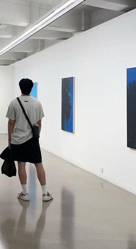 Namjoon Museum Wallpaper, Namjoon Boyfriend Pics, Namjoon Art Gallery, Namjooning Wallpaper, Namjoon Museum, Kim Namjoon Boyfriend Material, Kim Namjoon Boyfriend, Boyfriend Namjoon, Namjoon Blue