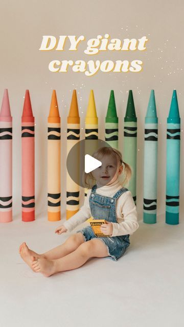 Lindsay 🌈 In Alaska on Instagram: "I saw a really similar tutorial on @makelifelovely back in 2017 and I've always wanted to make giant crayons to match all my other giant decor in my classroom. I love how they came out and they were pretty simple to make.  Materials: ✨Packaging/mail tubes✨I got mine here:  https://www.michaels.com/product/chicago-mailing-tube-reinforced-telescopic-mailing-tube-3-x-31-D396564S  These were the only ones I could find that would ship to Alaska.  ✨acrylic paint✨ I used my favorite @folkartcrafts paint from @michaelsstores in my go-to pastel rainbow hues that I can't give up 😆  ✨Papier-mâché cones/or yarn cones✨  ✨hot glue✨  ✨glue sticks✨  ✨black construction paper✨  I used painters tape at first for the edges around the top and bottom one time but hated how Paper Mache Classroom Decor, How To Make Giant Crayons, Giant Crayons Diy, Diy Giant Crayon, Giant Crayon, Crayon Decorations, Backdrop Props, Making Crayons, Spring Rainbow