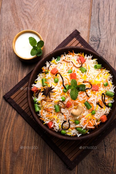 Veg Pulao, Biryani Rice, Veg Biryani, Food Business Ideas, Dum Biryani, Biryani Recipe, Lunch Menu, Basmati Rice, Biryani