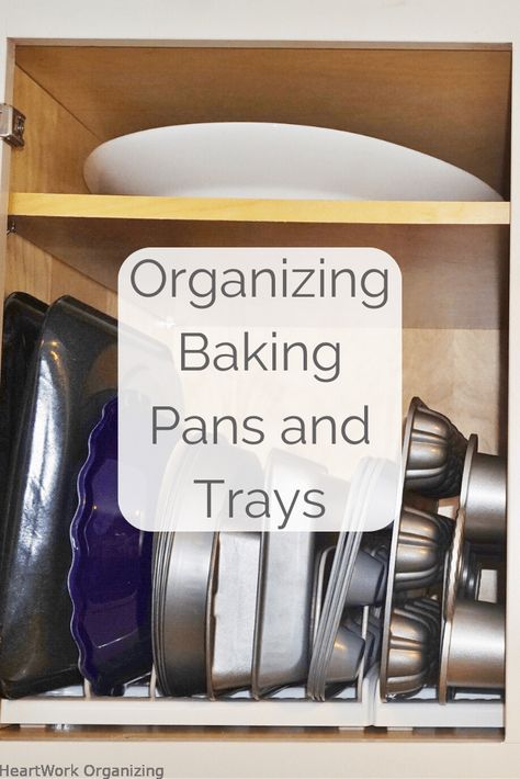 Baking Sheet Storage, Baking Pans Storage, Baking Pans Organization, Baking Sheets Organization, Cookie Sheet Storage, Hood Kitchen, Bakeware Organization, Dish Organization, Organizing Kitchen