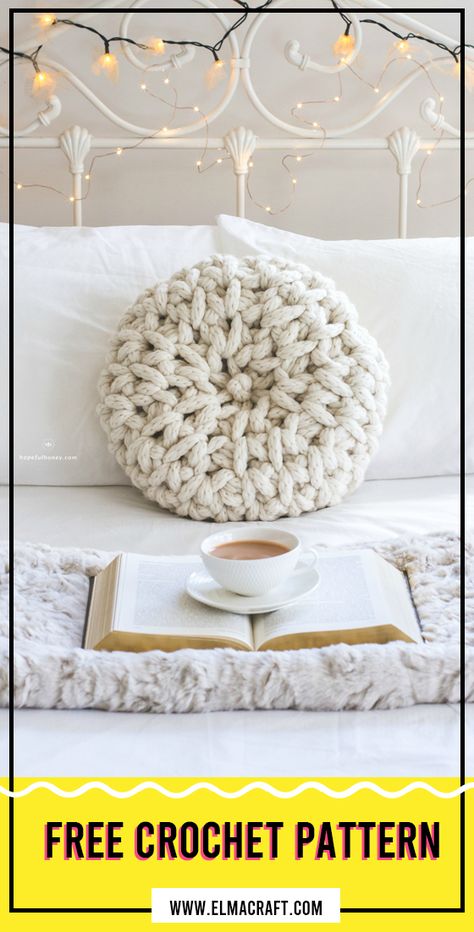 Jumbo Yarn Pillow, Crochet Circle Pillow Pattern Free, Crochet Ball Pillow Pattern Free, Crochet Throw Pillow Pattern Free, Chunky Wool Crochet, Crochet Pillow Case Pattern, Crochet Pouf Pattern, Chunky Yarn Crochet Pattern, Chunky Crochet Blanket Pattern