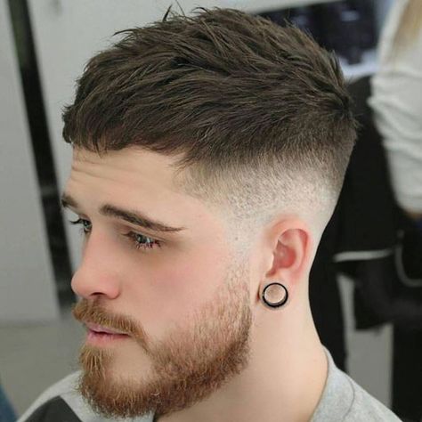 Textured French Crop - Best French Crop Haircuts For Men: Cool Crop Top Fade Hairstyles For Guys #menshairstyles #menshair #menshaircuts #menshaircutideas #menshairstyletrends #mensfashion #mensstyle #fade #undercut #shorthaircuts #cropped #cropfade Caesar Haircut, Low Fade Haircut, Crop Haircut, Cool Mens Haircuts, Men Haircut Styles, Cool Hairstyles For Men, Mens Haircuts Fade, Corte De Cabelo Masculino, Mens Haircuts Short