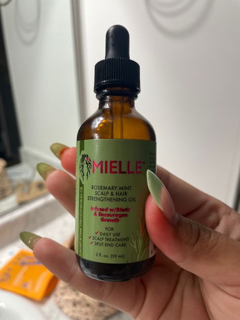 Hair Strengthening Oil, Mielle Organics, Nappy Hair, 2024 Wishlist, Hair Growing, Product Shoot, Rosemary Mint, Forever Living, 4c Hair