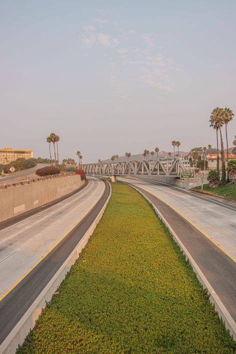 There are many hidden gems in Ventura County that are waiting to be discovered. From quirky and unique spots to beautiful natural wonders, this county has it all. Whether you're a local or a visitor, exploring these hidden gems is a must-do activity. Los Padres National Forest, Channel Islands National Park, Grant Park, Ventura County, Historical Landmarks, Stunning View, Hidden Gems, Santa Monica, Natural Wonders