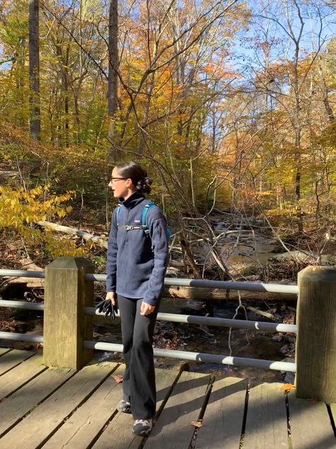 October Hiking Outfit, Hiking Core Outfits, Vintage Hiking Outfit, Cold Hiking Outfit Women, Mountain Climbing Outfit, Trekking Outfit Women, Hiking Attire, Trekking Gear, Cute Hiking Outfit