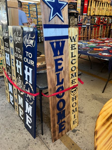 Leaning Porch Signs, Leaner Signs, Dallas Cowboys Crafts, Dallas Cowboys Signs, Porch Boards, Sports Ideas, Wood Yard Art, Signs Diy, Dallas Cowboy