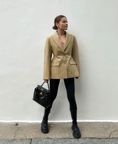 The chicest upgrade to any outfit. Frankie girls @sophielsmith @thevisuelofgrace @samyjovalentine @rikkekrefting @gerganavivanova… | Instagram Frankie Shop Hourglass Blazer Outfit, Frankie Shop Boyfriend Blazer, The Frankie Shop Blazer, Camel Blazer, Camel, Blazer, Instagram