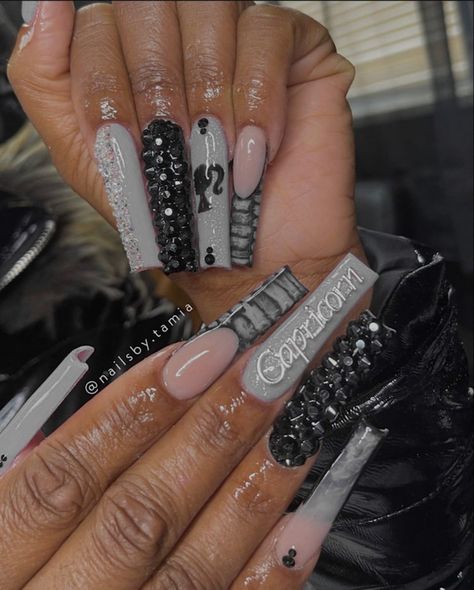 Square Acrylic Nails Bling, Acrylic Nails Bling, Nails Coffin Long, 21st Birthday Nails, Sweet 16 Nails, 23 Birthday, Nails Bling, Birthday Nail, Grey Nail Designs