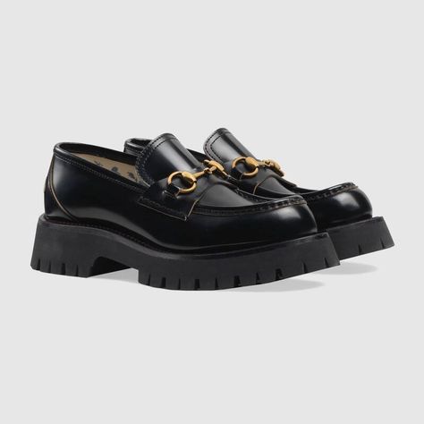 Shop the Black Leather Lug Sole Loafer at GUCCI.COM. Enjoy Free Shipping and Complimentary Gift Wrapping. Gucci Shoe, Leather Loafer Shoes, Rose Bleu, Platform Loafers, Gucci Leather, Dress Shoes Womens, Heeled Loafers, Gucci Shoes, Lug Sole