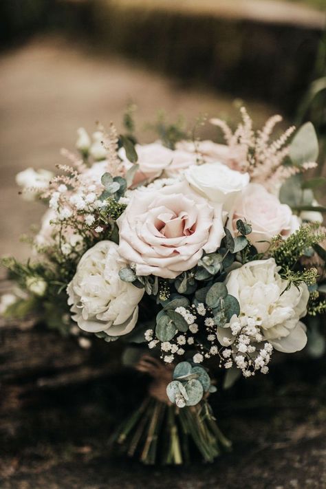 Cream And Blush Bouquet, Wedding Flowers May Uk, Soft Pink And White Wedding Flowers, Blush And Champagne Wedding Flowers, Bridal Bouquet Blush And White, Pink And Cream Wedding Flowers, Soft Pink Bridal Bouquet, Gypsophila And Rose Bouquet, Soft Wedding Flowers