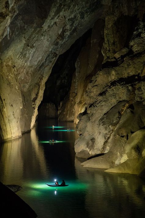 Son Doong Expedition 4 Days Tour • Oxalis Adventure Son Doong Cave Vietnam, Son Doong Cave, Mountain River, Farm Stay, Epic Journey, Adventure Tours, Beautiful Buildings, Day Tours, Natural Wonders