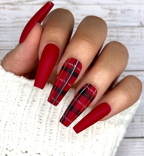 Red Acrylic Nails With Accent Nail, Mate Red Nail, December Nails Long Coffin, Matte Plaid Nails, Red N Silver Nails, Red Buffalo Plaid Nails, Coffin Gel Nails Winter, Christmas Nails Red Plaid, Fall And Winter Nails Acrylic